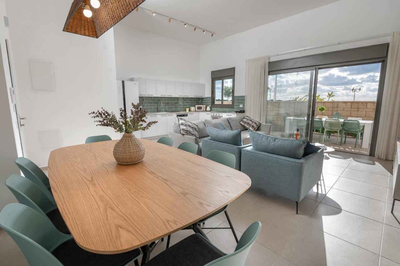 Sunset - Achziv Beach Apartment - סנסט חוף אכזיב นาฮารียา ภายนอก รูปภาพ