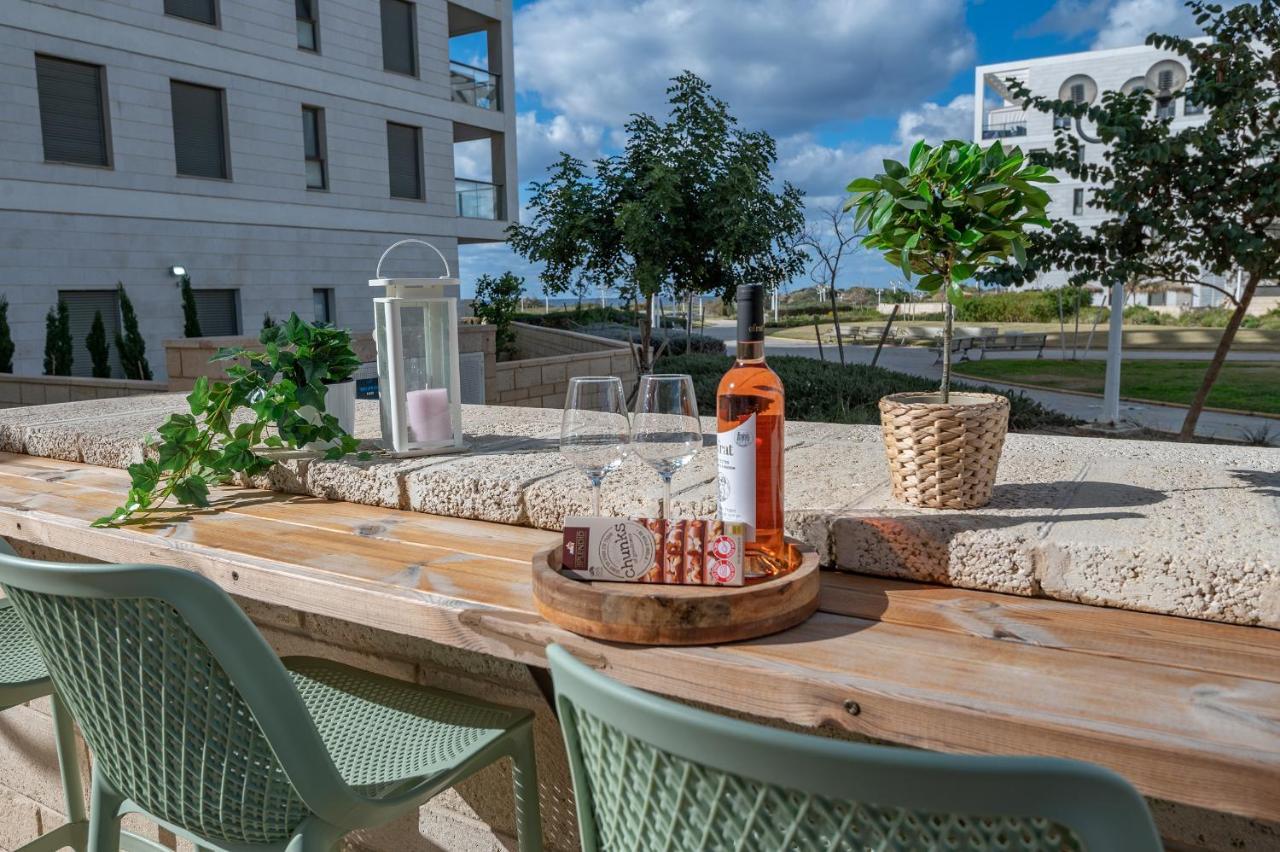 Sunset - Achziv Beach Apartment - סנסט חוף אכזיב นาฮารียา ภายนอก รูปภาพ
